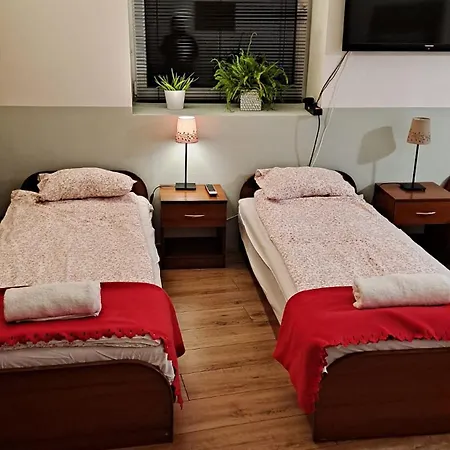 Czentorycki 1 Lägenhet Tyniec Nad Sleza