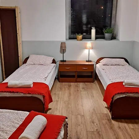 Czentorycki 1 Lägenhet Tyniec Nad Sleza